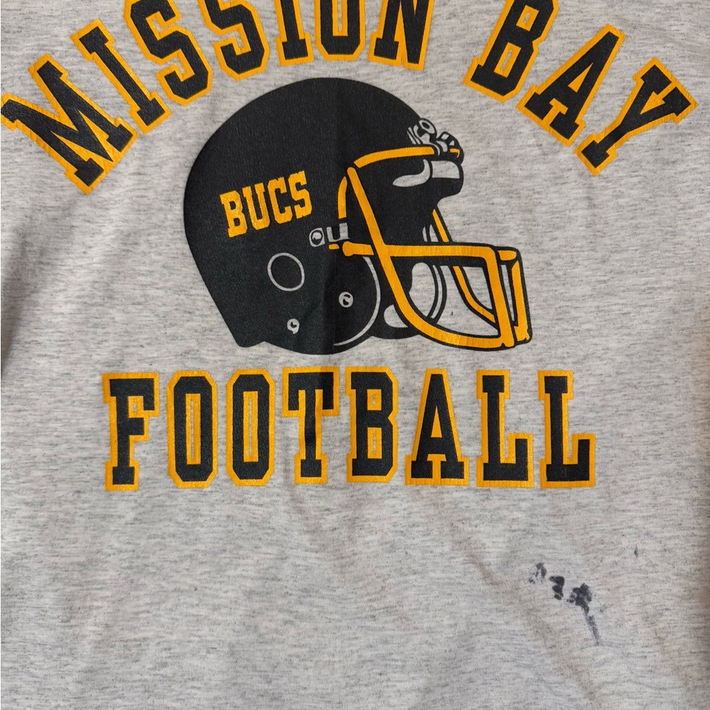 VINTAGE Mission Bay Football T-Shirt Hanes Fifty Fifty Sz Medium - Picture 3 of 10